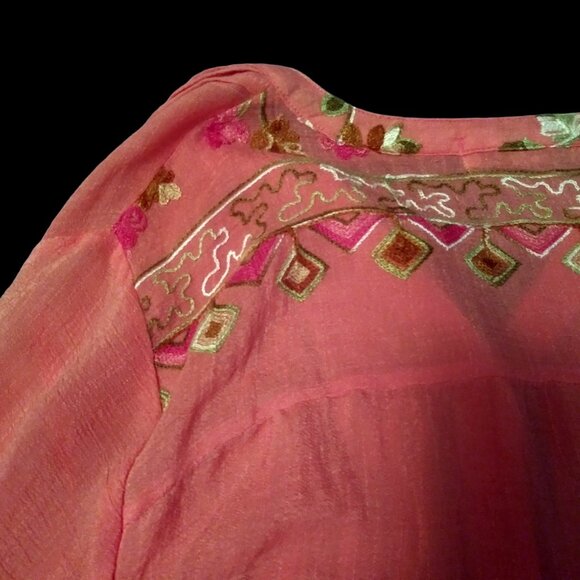 Hope Springs Boho Blouse Size XL, Plus Size Woman, XL Embroidered Retro Blouse - Picture 4 of 16